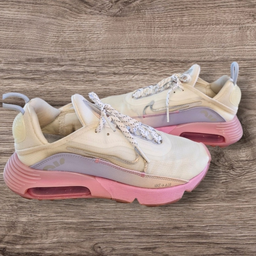 Nike Women's Cream and Pink Air 2090 Sneakers